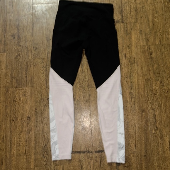 Athleta’s Powervita Marble Salutation Leggings in Gathering Storm - Picture 6 of 10